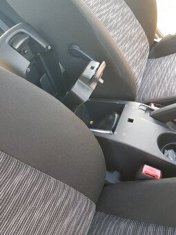 Kia ceed 1.4 80 KW  11/2008 - 15