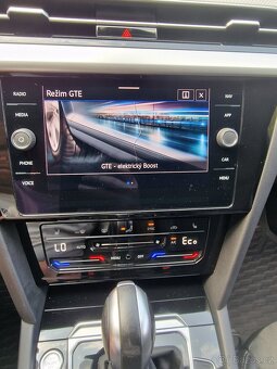 Prodám Volkswagen Arteon 1.4 TSI eHybrid 218k R-Line DSG - 15