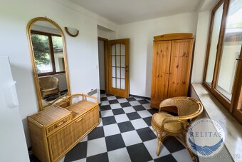Prodej rodinného domu 200 m², pozemky 841 m² - 15