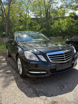 Mercedes w 212 E350d 2010 - 15