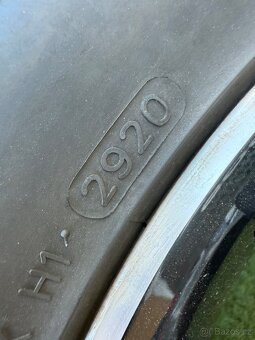 Volkswagen Tiguan II - TOP ZIMNÍ SADA 235/55 R17 ORIGINÁL - 15