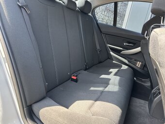 BMW 318D 2012 - 15