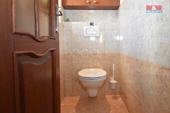 Prodej rodinného domu s výrobní dílnou, 1200 m², Spálov - 15