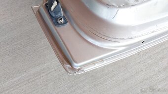 VW Caddy – Dveře kufru , Vzpěry - 15