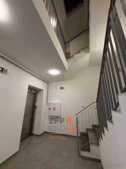 Pronájem bytu 1+kk o rozloze 39 m2, ulice Na Výsluní, Boskov - 15