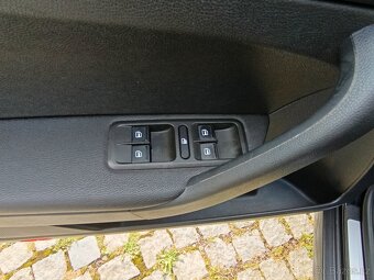 Škoda Yeti 1.2-81 kW, DSG, výhřev, kamera - 15