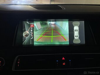 BMW 750d xDrive M-packet - 15