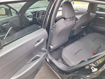 Toyota Corolla Cross, 2.0 Hybrid, Business - 15