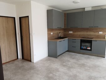 Pronájem, prostorný byt 2+1, 65 m² Vsetín - 15