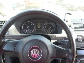 VW Touran 1.6TDi 105koní r.v.6/2014 pěkný stav - 15