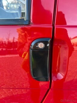 VW Transporter 2.5 TDi 75 kW - 15