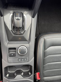 AMAROK PanAmericana 3.0 TDI V6, WEBASTO, 1. maj. Full výbava - 15