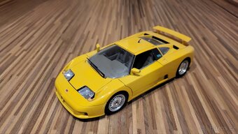 Modely aut 1:18 - 15