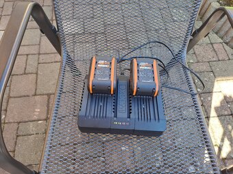 PRODAM  TUTO ZAHRADNI SOUPRAVU WORKS - 15