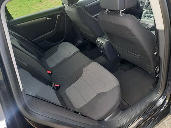 Volkswagen Passat, 2.0TDi-digiklima,navi,serviska - 15
