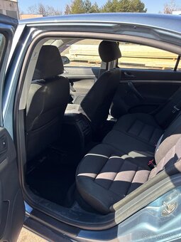 Škoda Octavia 1.6 Mpi 75kw LPG odpočet DPH - 15