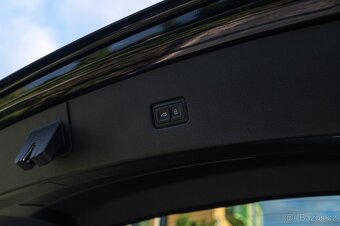 Audi Q8 50TDI Quattro S-Line Matrix,ČR,PPF,DPH - 15