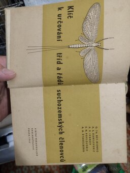 Knihy, beletrie, encyklopedie - 15