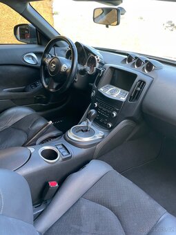 Nissan 370Z - 15