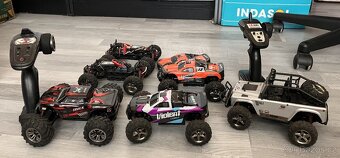 RC auta 30 kusů, karoserie, baterky, náhradní díly, ovladače - 15
