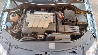 VW Passat Variant 2.0 TDi 125 kW, common rail ČR, garáž - 15