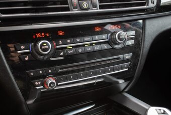 BMW X5 xDrive30d, 190kW (2017) - 15