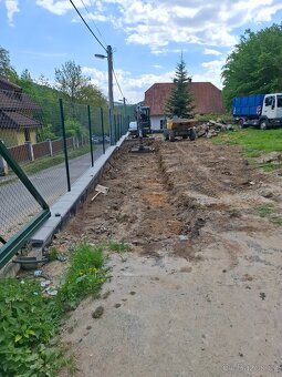 Terenní úpravy-zahradnické služby. - 15
