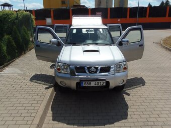 Nissan Navara 2.5 TD 4x4 nová STK tažné 3t - 15