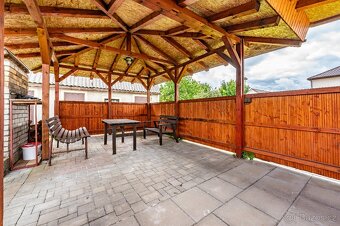 Pronájem rodinného domu 220 m², pozemek 883 m² Cheznovice - 15