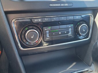 Škoda Superb combi 1.8 TSI 118 kW - 15