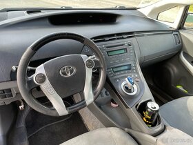 Toyota Prius Hybrid 1.8 I 3 gen. AUTOMAT, NOVÁ STK, SERVISKA - 15