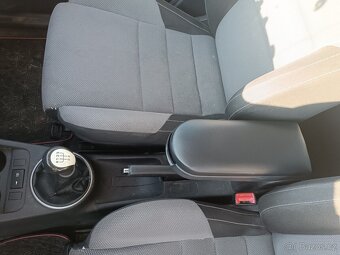 Škoda fabia 2 1.9 TDI - 15