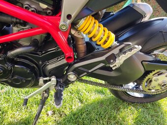 Ducati Hypermotard 821 (2014) po servisu, brašny - 15