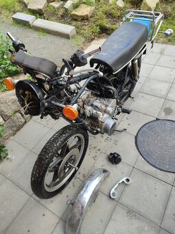 Suzuki GS 550 E Youngtimer 1979 y + parts - 15