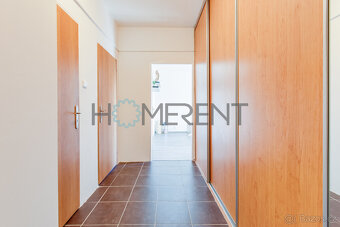 Světlý byt 2+1 přímo u metra Petřiny – skvělá adresa na Praz - 15