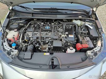 Toyota Corolla 1,8 HYBRID automat 154.000 km - 15