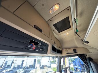 Mercedes-Benz Actros 1848 - Gigaspace , Park Klima - 15