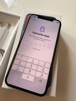 Apple iPhone X - 15