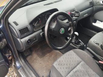 Škoda Octavia 4x4 2.0 MPI - 15