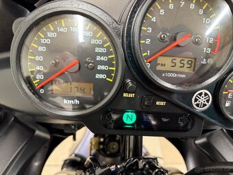 YAMAHA FZS 1000 FAZER - 15