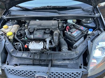 Ford Fiesta - 15
