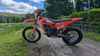 Beta Xtrainer 300 – r.v. 2018, pouze 65 mth, ideální pro men - 15