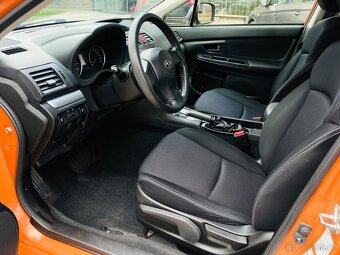 Subaru XV 1.6i BENZÍN 4x4 AUTOMAT SENZORY SERVISKA - 15