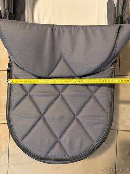 Kočárek Venicci - 15