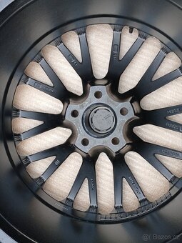 Pěkná alu kola Mercedes 19" Goodyear 7mm - 15