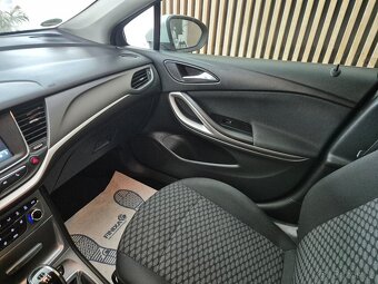 Opel Astra 1,6 CDTi 81kW Excite ST - 15