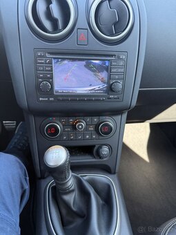 Nissan Qashqai 2,0i Tekna benzín 104kw - 15