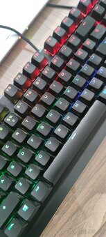 mechanická herní klávesnice Trust GXT 890 Cada. - 15