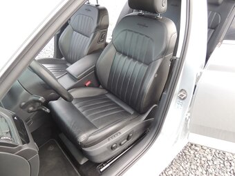 Škoda Superb Combi 2.0TDi,110kw,4x4,L&K,2017,manuál,-21%DPH - 15