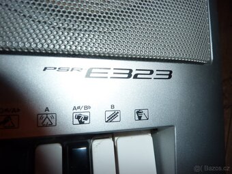 Klávesy Yamaha PSR-E323 - 15